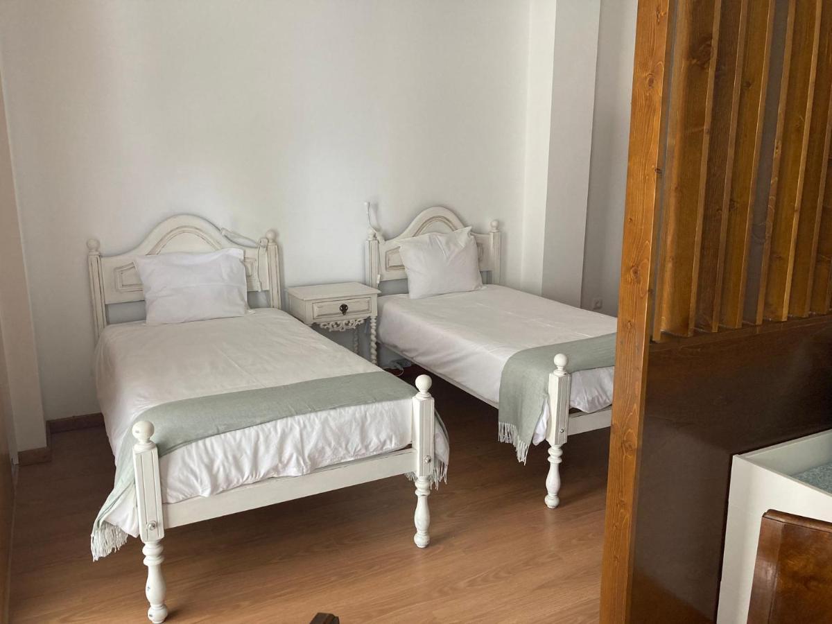 Julio De Matos Guest House Porto Buitenkant foto